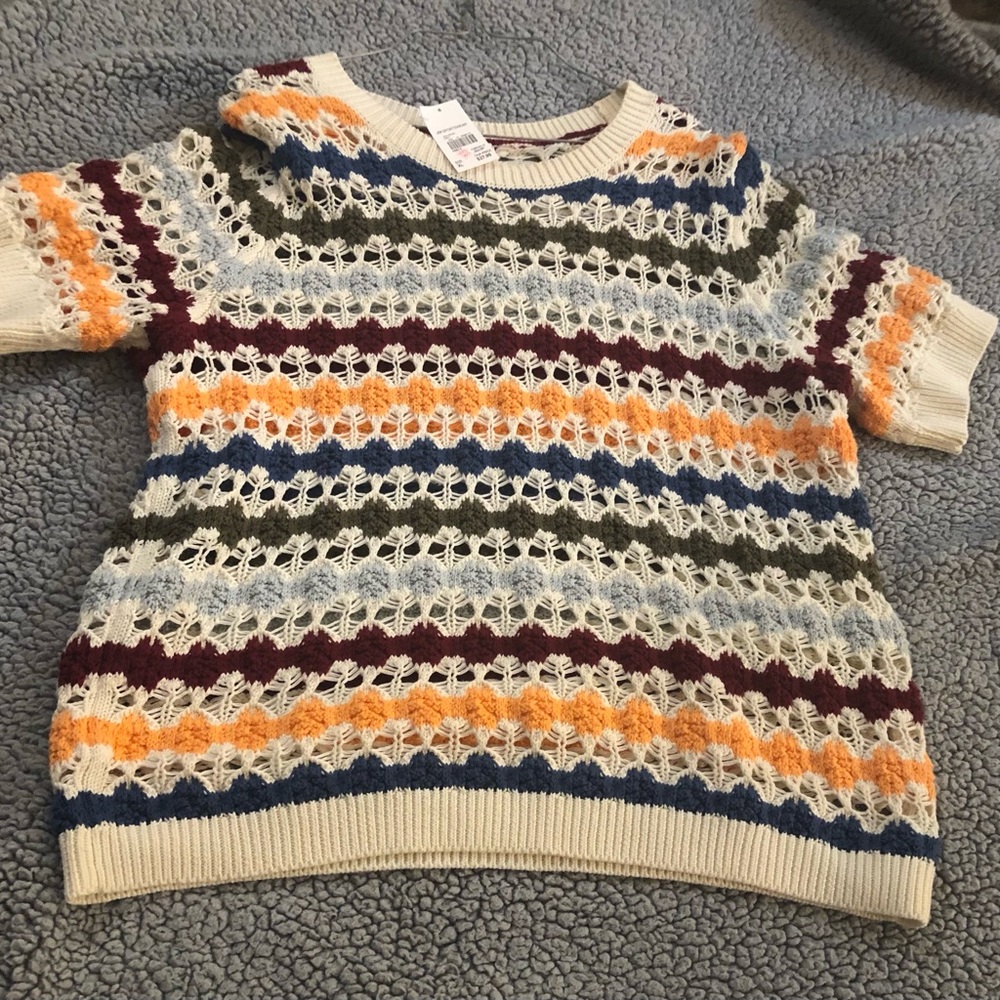Colorful knitted Top Xl great for summer or fall from Cato